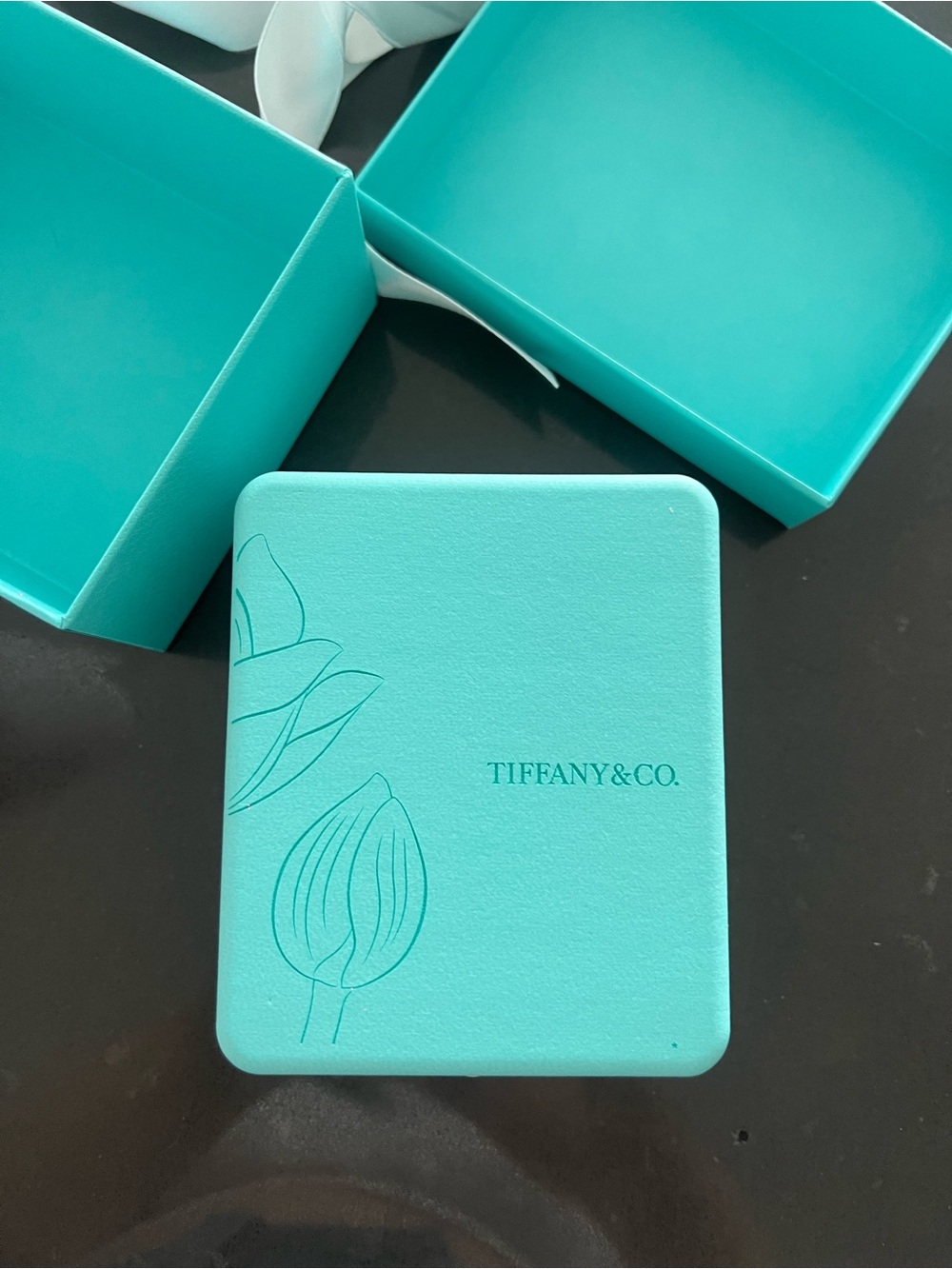 Tiffany & Co. Blue Jewelry Earring Box - Picture 5 of 6